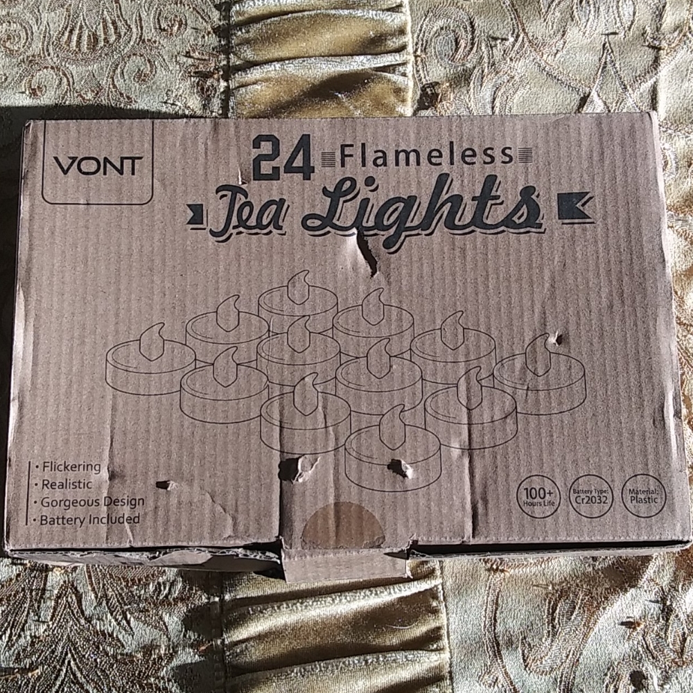 New 24 flamless tea lights